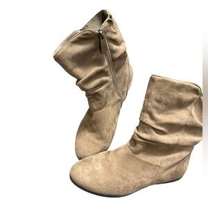 Women's Tan Ankle Boots